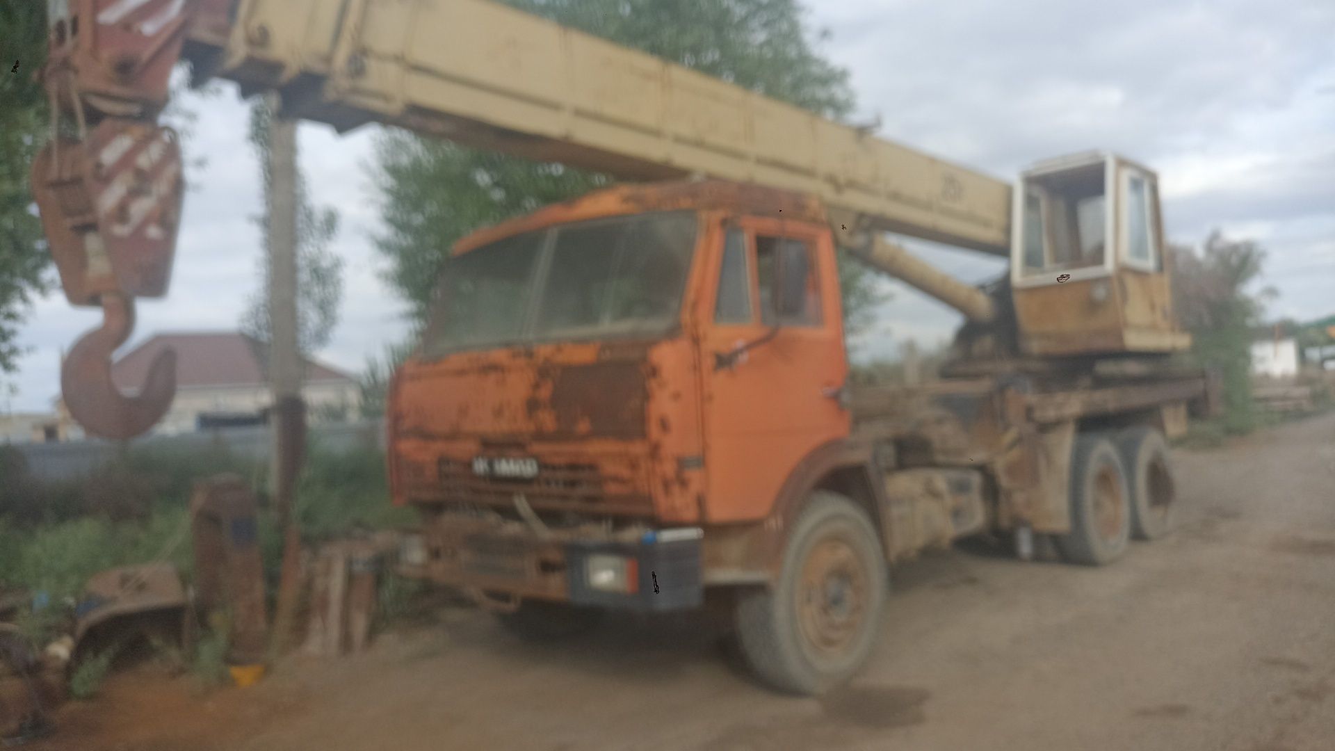 Продам галичанин установку в наличии  две штуки.цилиндр стрела ба