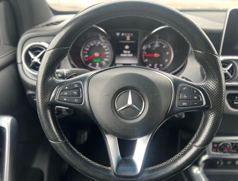 Vand Mercedes X  2020