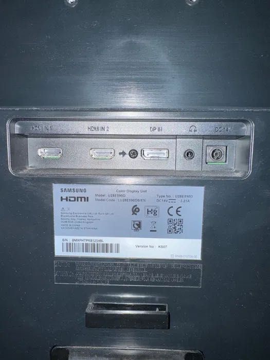Monitor LED IPS Samsung 28", 4K UHD