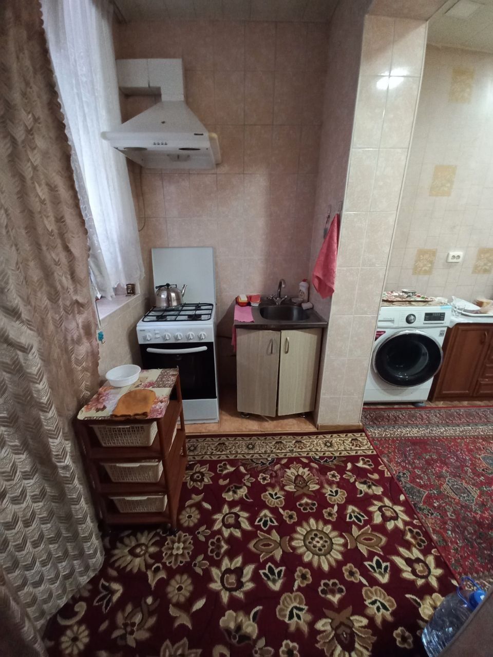 Срочно продается 2комнатная кв на Юнусабаде 6кв
