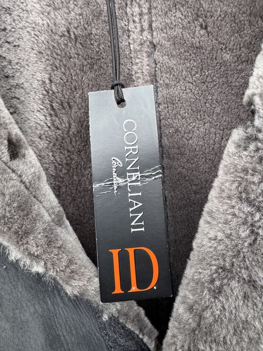 2 haine piele Corneliani