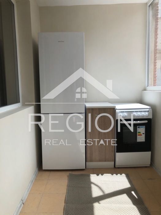 Дава се под наем Двустаен апартамент в Варна, Център - 55 кв.м за 433.5 € - Снимка #4