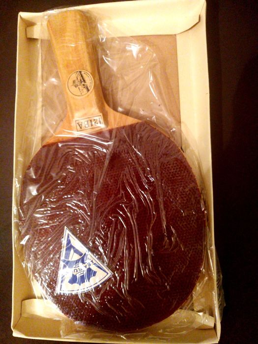 продам новые теннисные ракетки для настольного тенниса