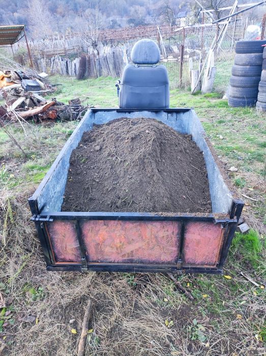 Vând motosapa Ruris cu remorca la pachet