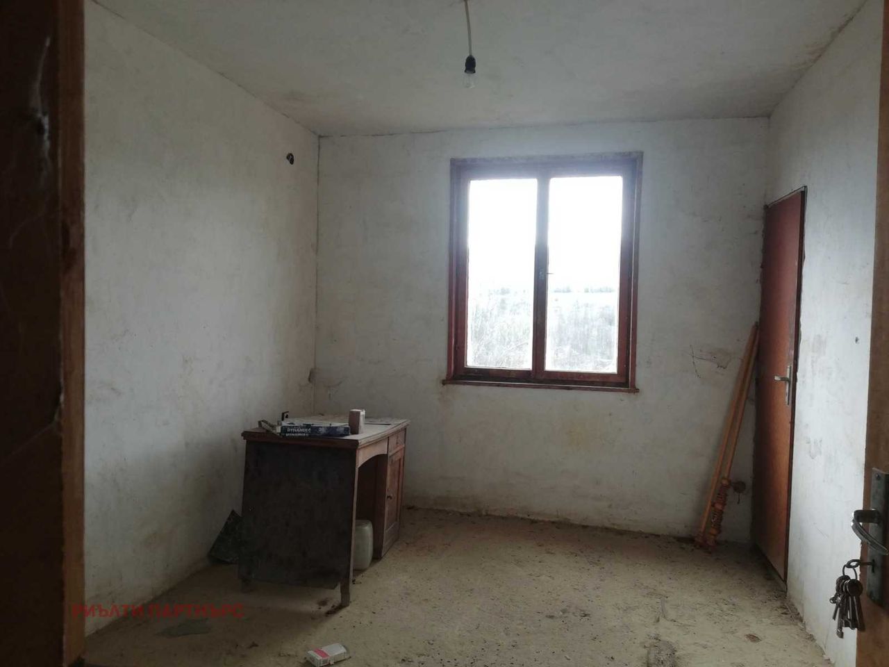 Продава се Къща в с. Долни Романци, Област Перник - 200 кв.м за 180 €/кв.м - Снимка #8