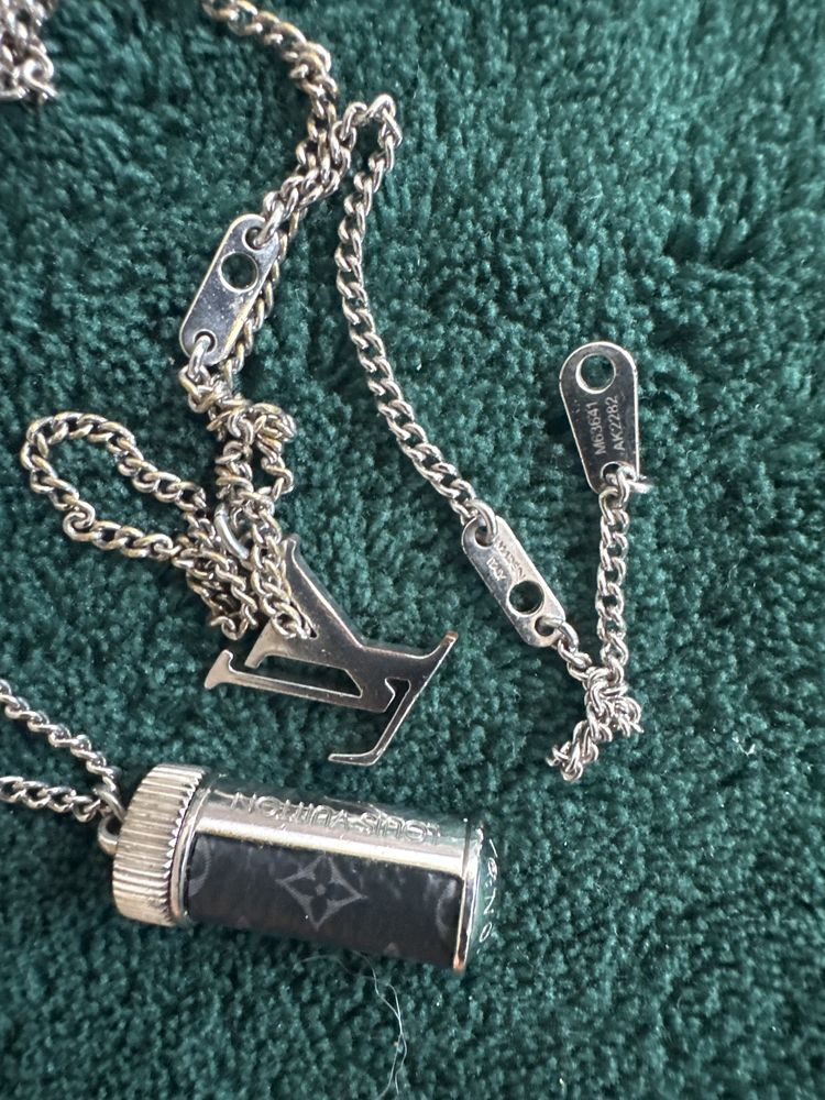 Colier LV original