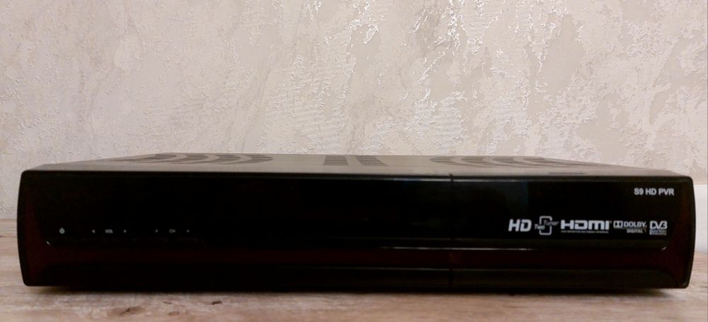 Openbox S9HD Combo T2/C  Sata SSD to 1TB