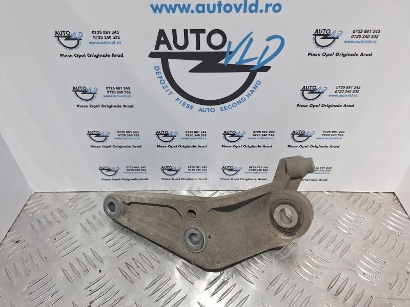 Suport motor - cutie spate stanga Opel Corsa E 1.3 cdti 95 cp 70 kw; 1