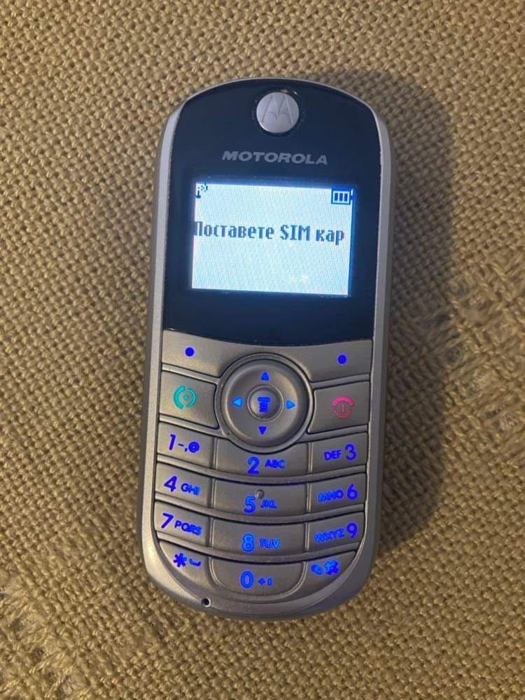 Motorola C140 телефон