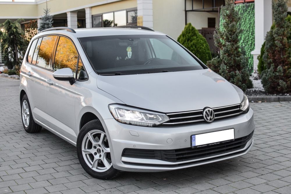 Vand VW Touran 7 locuri