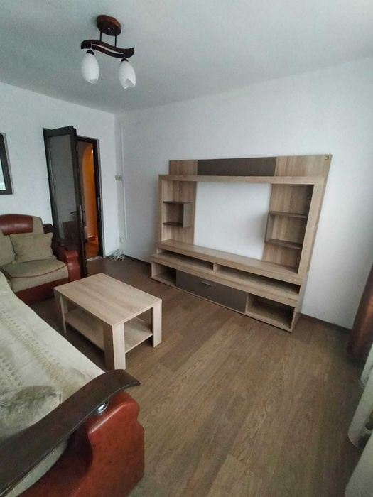 Inchiriez apartament 2 camere-Bulevardul Unirii,Targoviste/COMSION 0