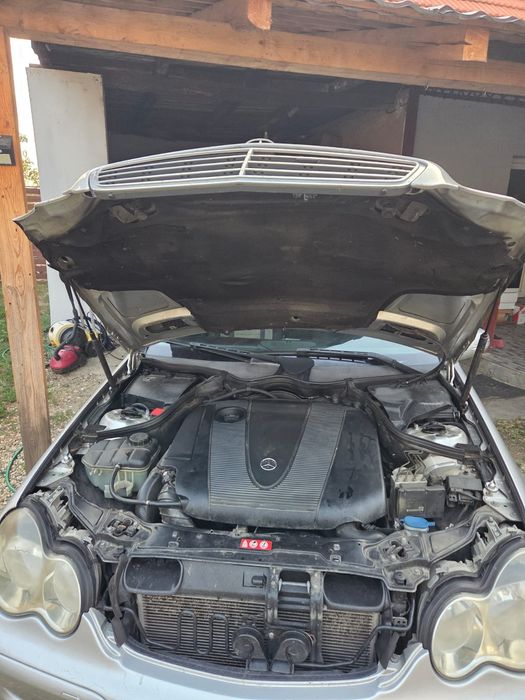 Mercedes c class w 203