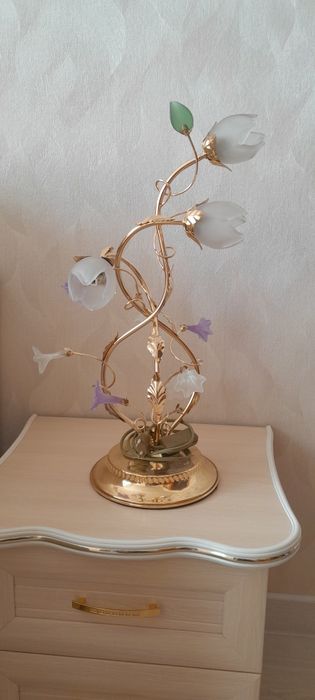 Продам лампы настольные, 2 штуки