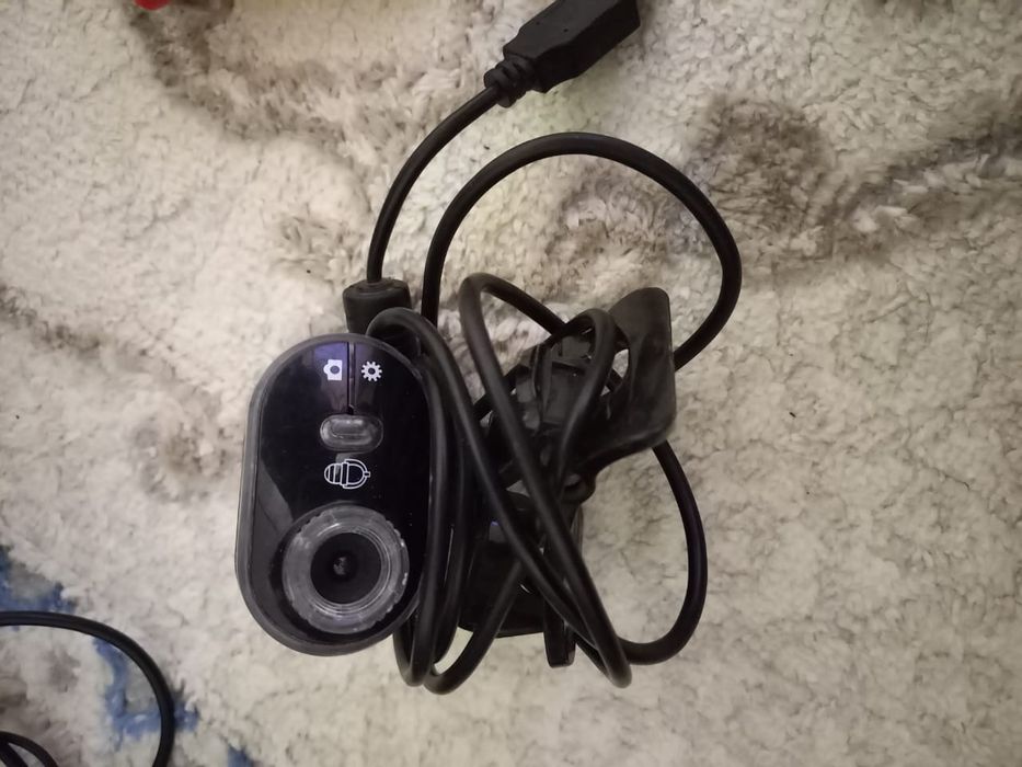 Манитор,клавиатура,камера,мышка