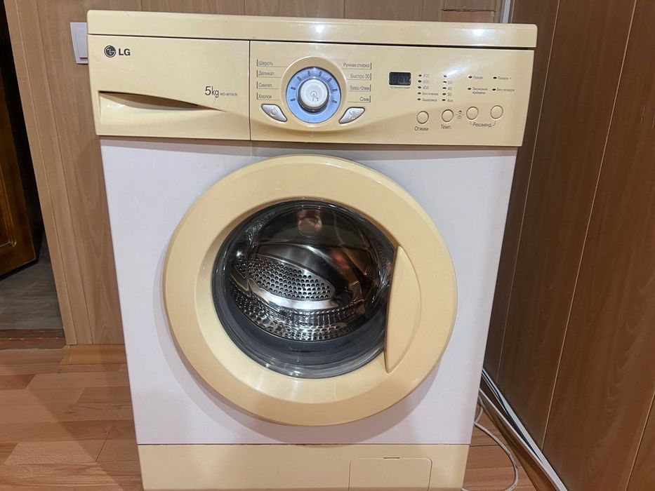 Продается стиральная машина LG