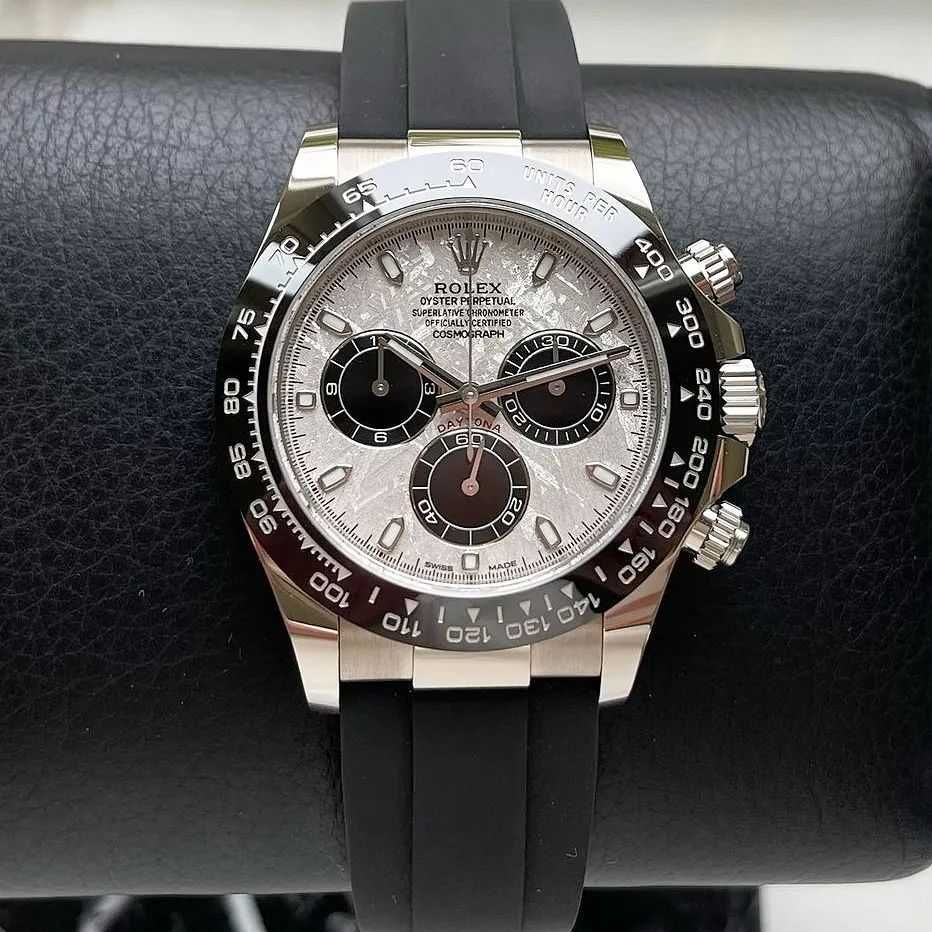 Мъжки Часовници 40mm сребро/злато