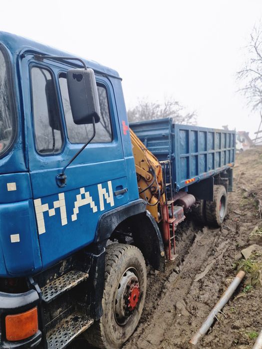 Vând camion MAN 4X4