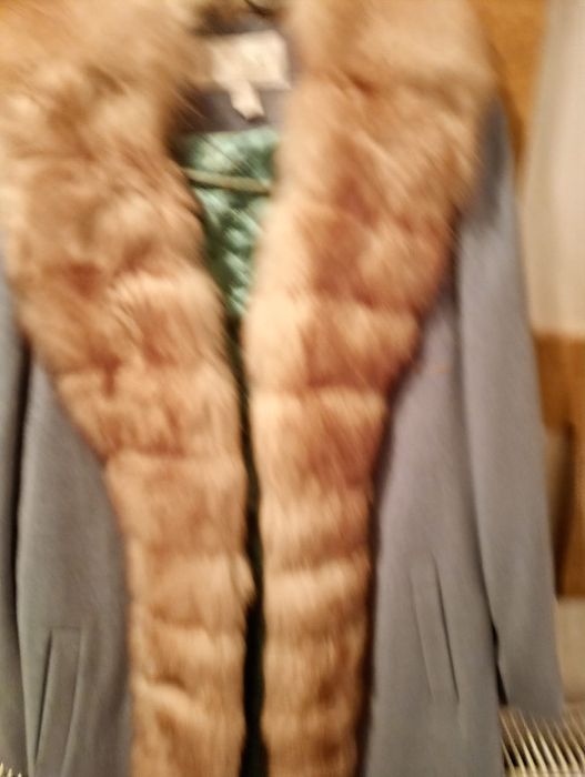 Vând palton de dama de lana casmir