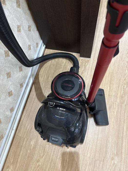 Bosch пылесос в отличном состоянии
