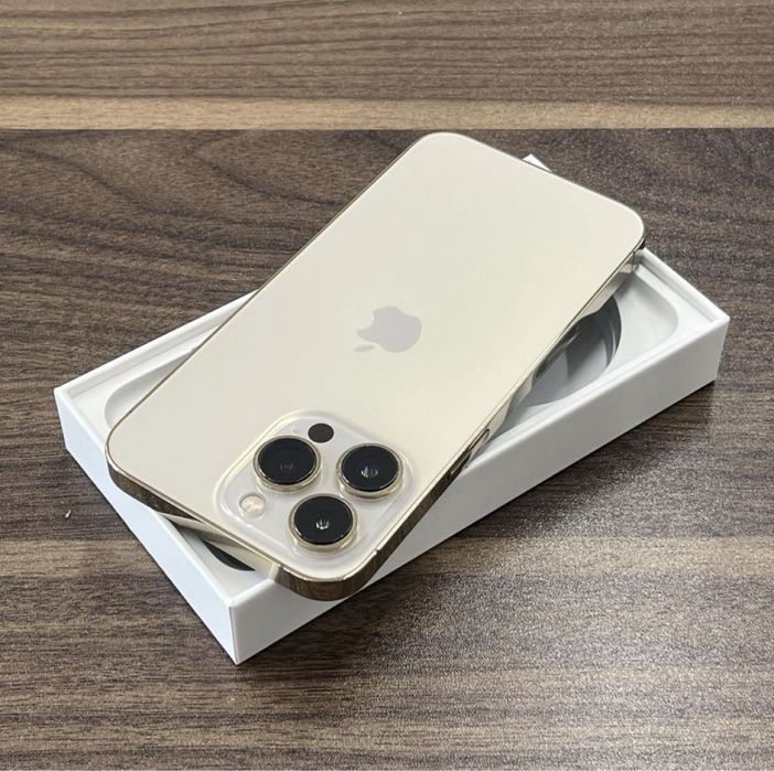 Iphone 16 pro max 100%