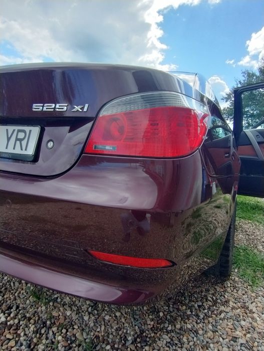 Vând sau schimb BMW