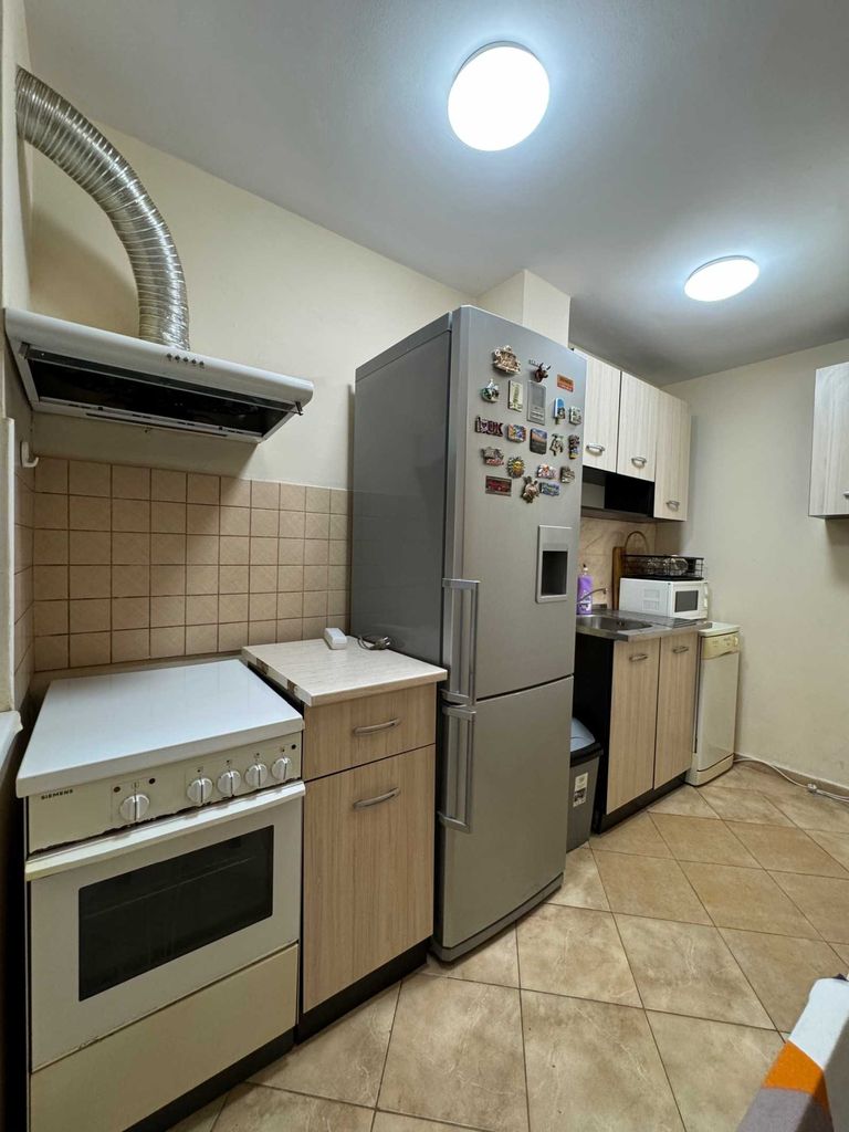 Дава се под наем Тристаен апартамент в София, Симеоново - 80 кв.м за 450 € - Снимка #2