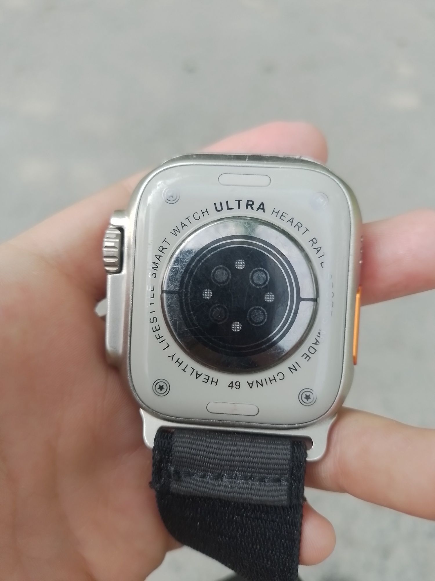 Nomi:Smartwatch HW 8 ULTRA+