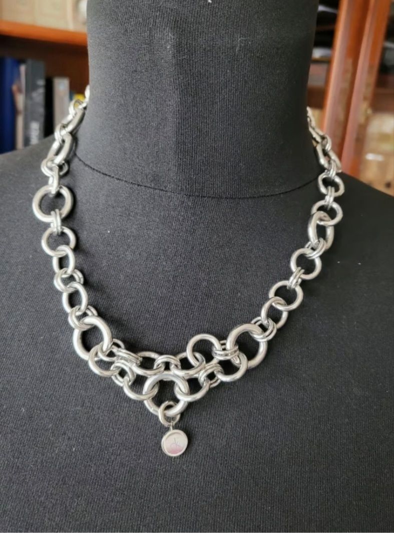 Cavin Klein Vintage chain necklace