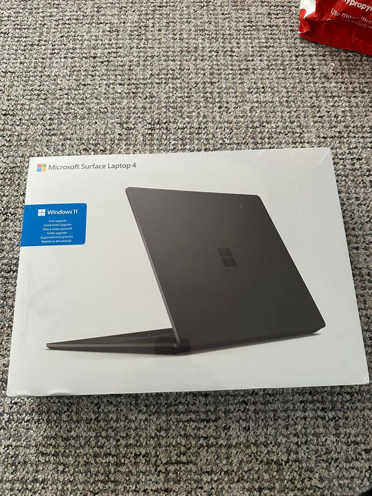 Laptop Microsoft Surface 4 Intel Core (11th Gen) i5-1135G7 512GB