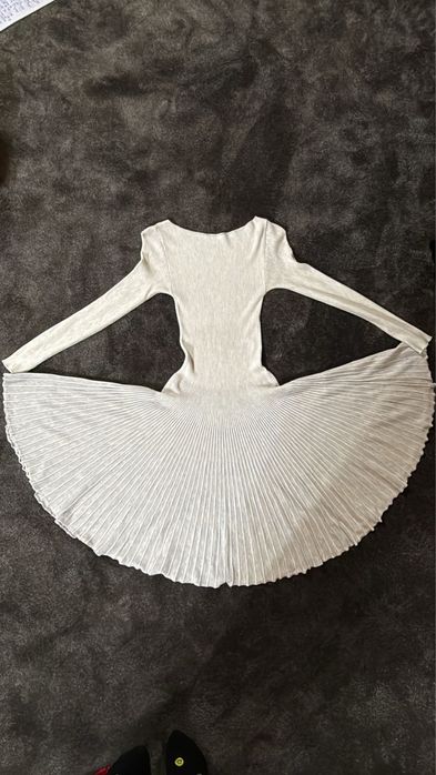 Rochie in clos in stare foarte buna