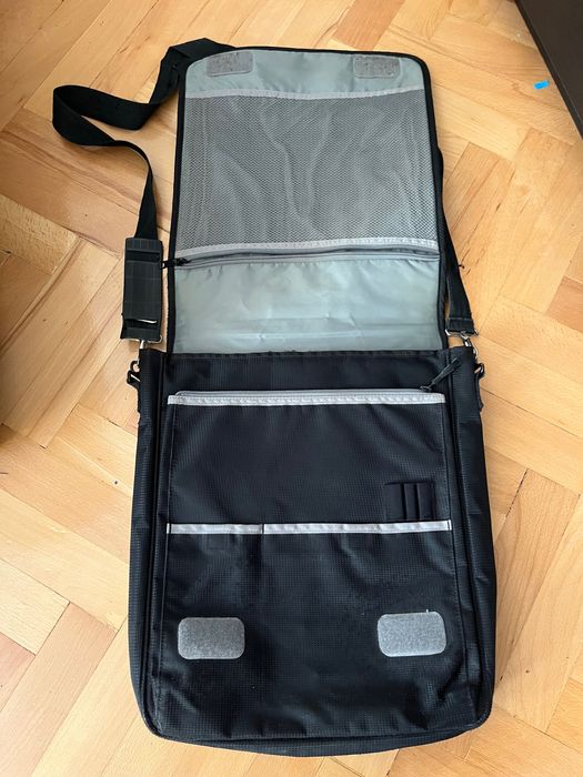 Чанта за лаптоп Targus