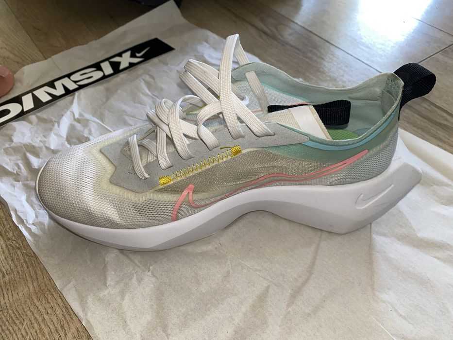 Vand Adidasi Nike Vista Lite