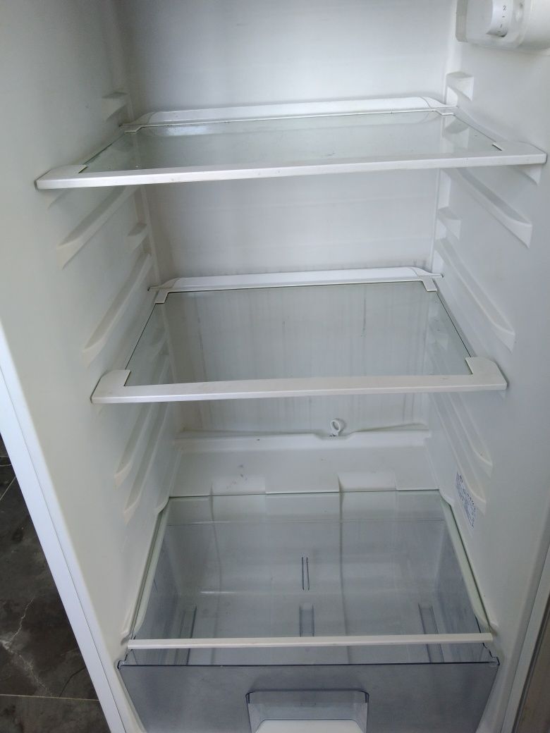 Холодильник beko