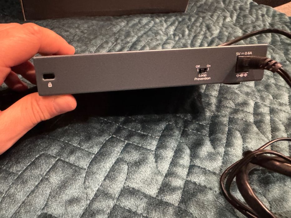 Switch 8 porturi TP-Link TL-SG108, 4000 MAC, 16 Gbps