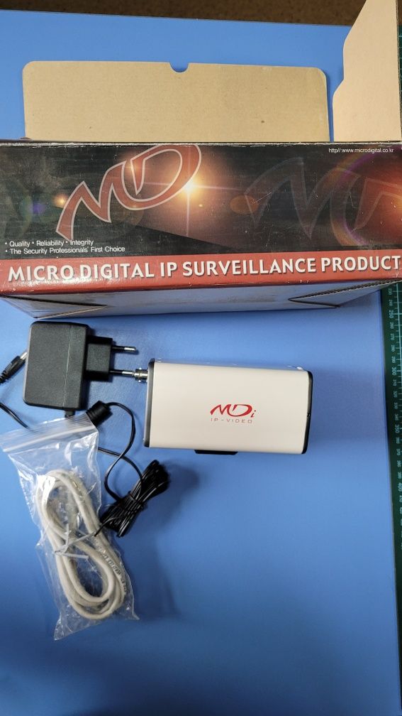 Видеокамера Microdigital MDC-4220 TDN