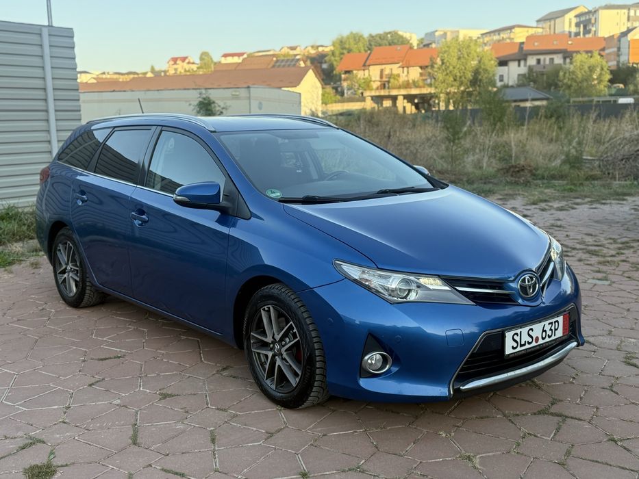 Toyota Auris 2015 2.0 diesel
