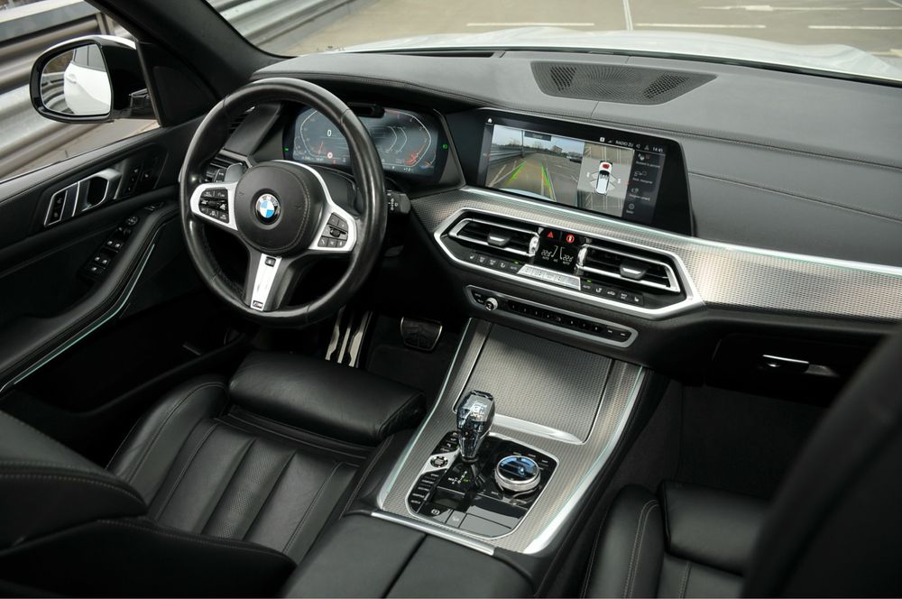 BMW X5 3.0d xDrive  2020 / Laser / Swarovski / Pano / M-Paket