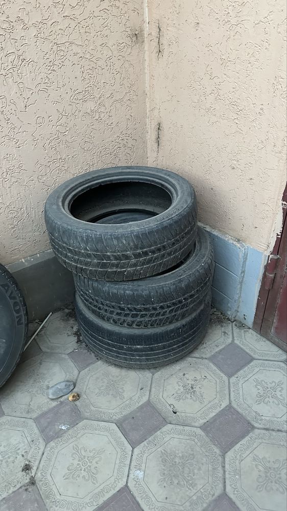 Шины 225/50 R17 хорошое
