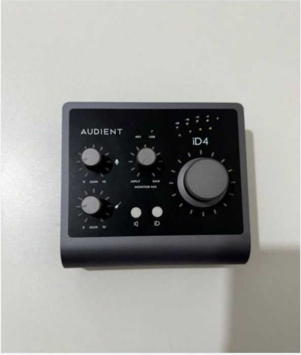 Звуковая карта Audient iD4 MKII есть торг предлагайте цены