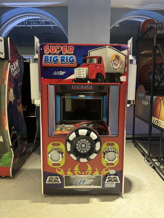 Продаются игрушечные аппараты