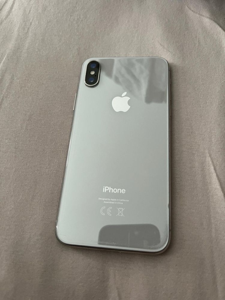 iPhone X Silver