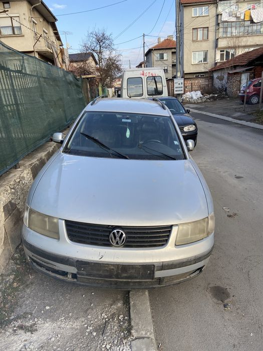 Продава се VW passat 4 1.9tdi на части или цяла
