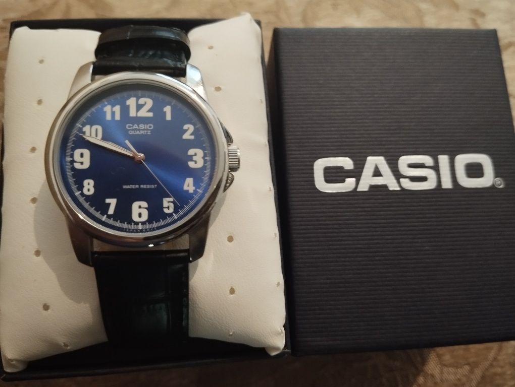 продам часы Casio