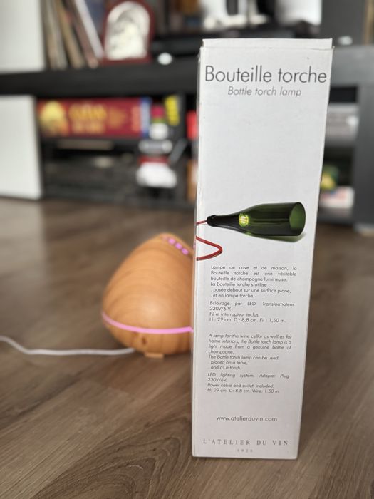 Lampa sticla vin noua