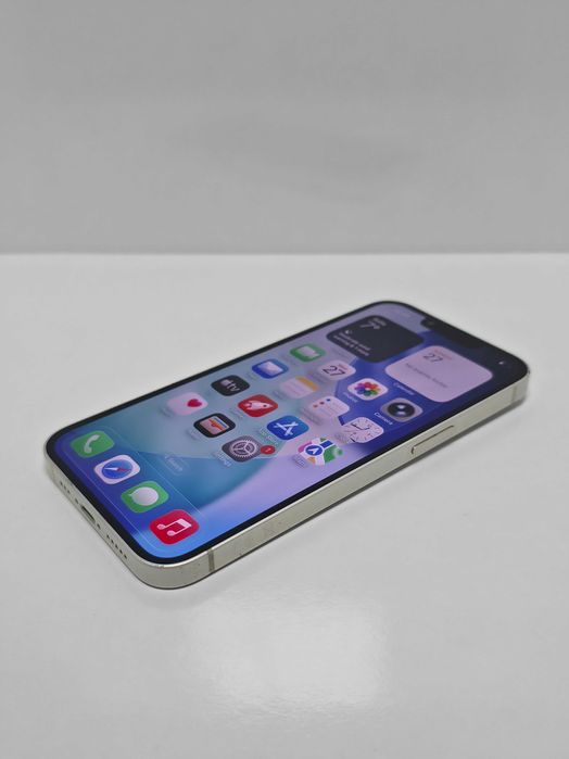 iPhone 13 128GB Starlight