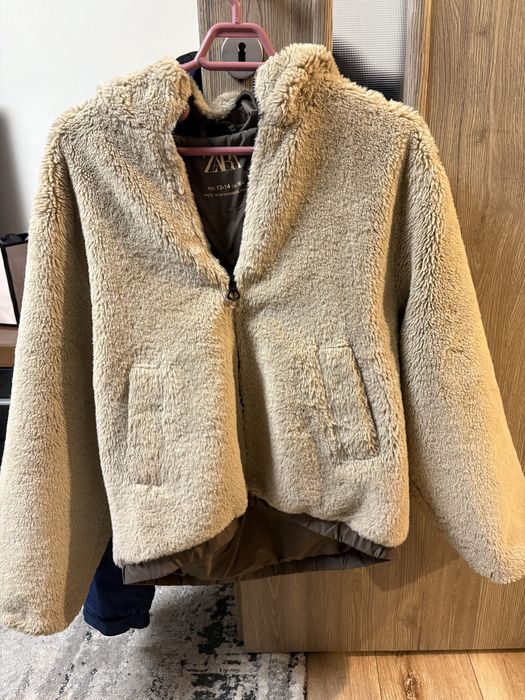 Jacheta blanita fete