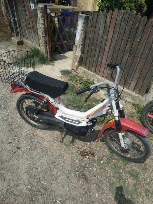 Vând scuter  stare buna de funcționare