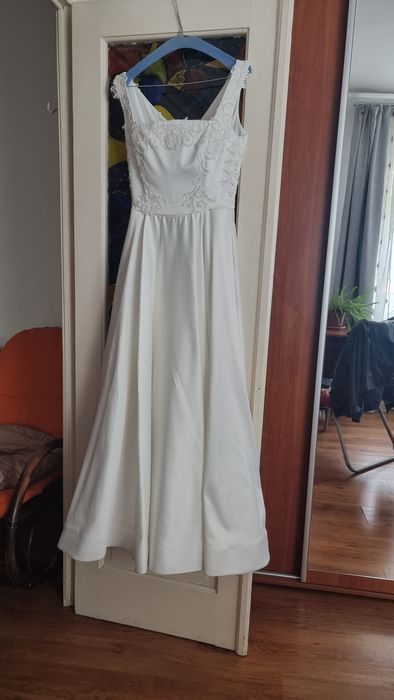 Rochie de mireasa din tafta