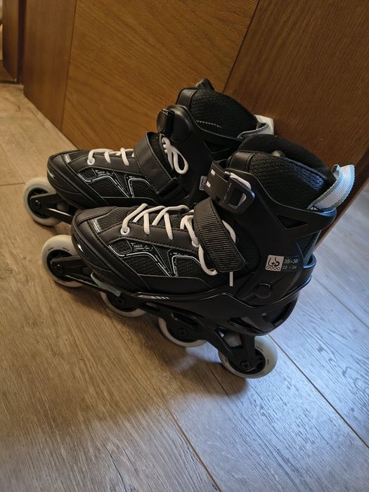 Vând role Oxelo FIT 3 pentru femei