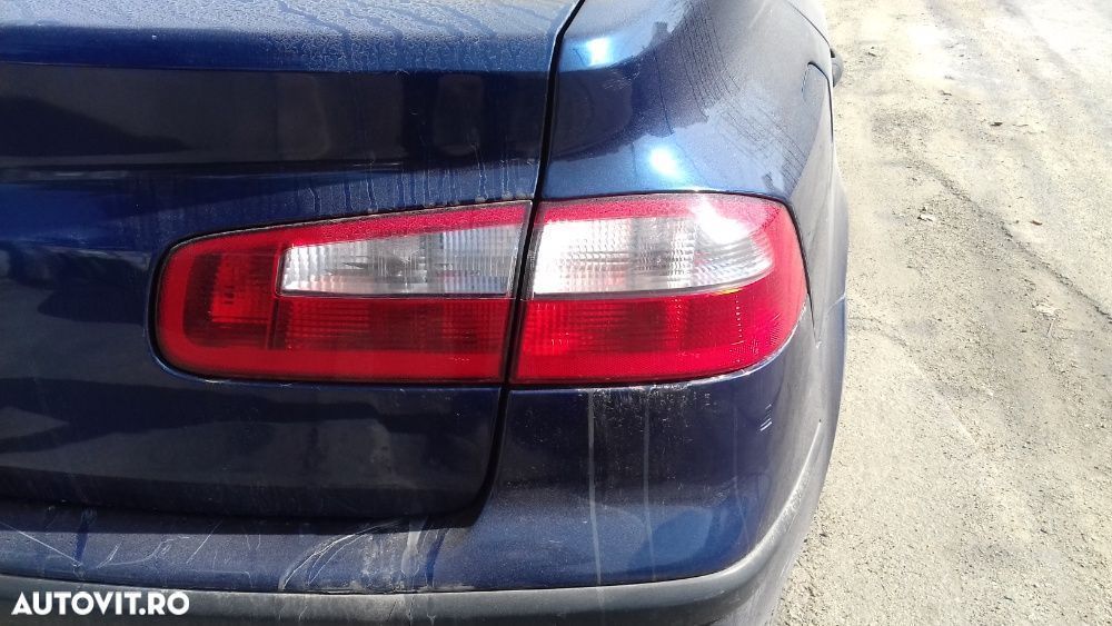 Tripla Stopuri Renault Laguna 2